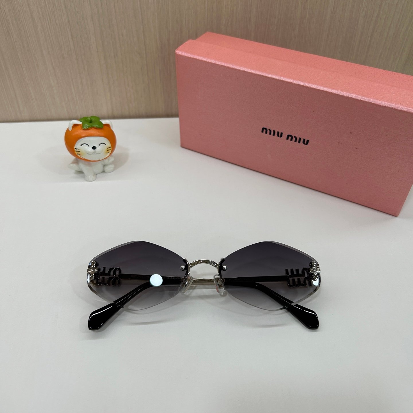 MIUMIU