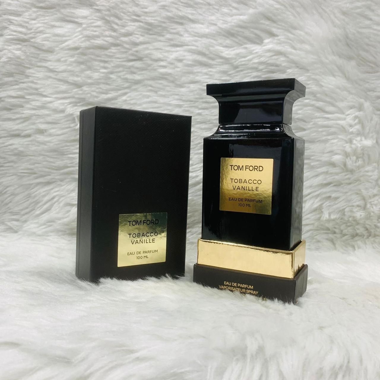 TOM FORD