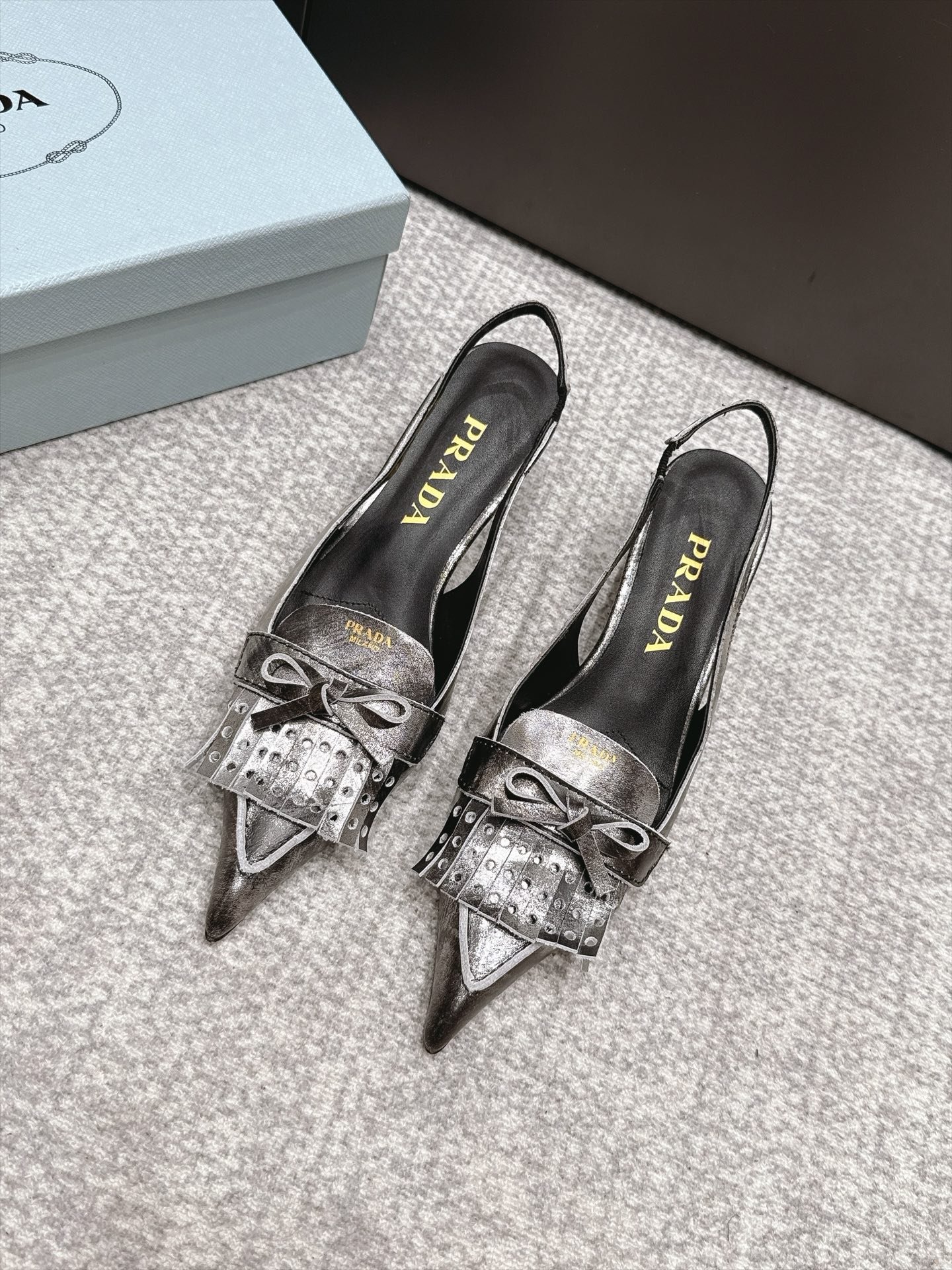 PRADA