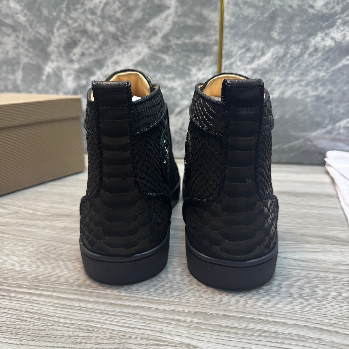 CL