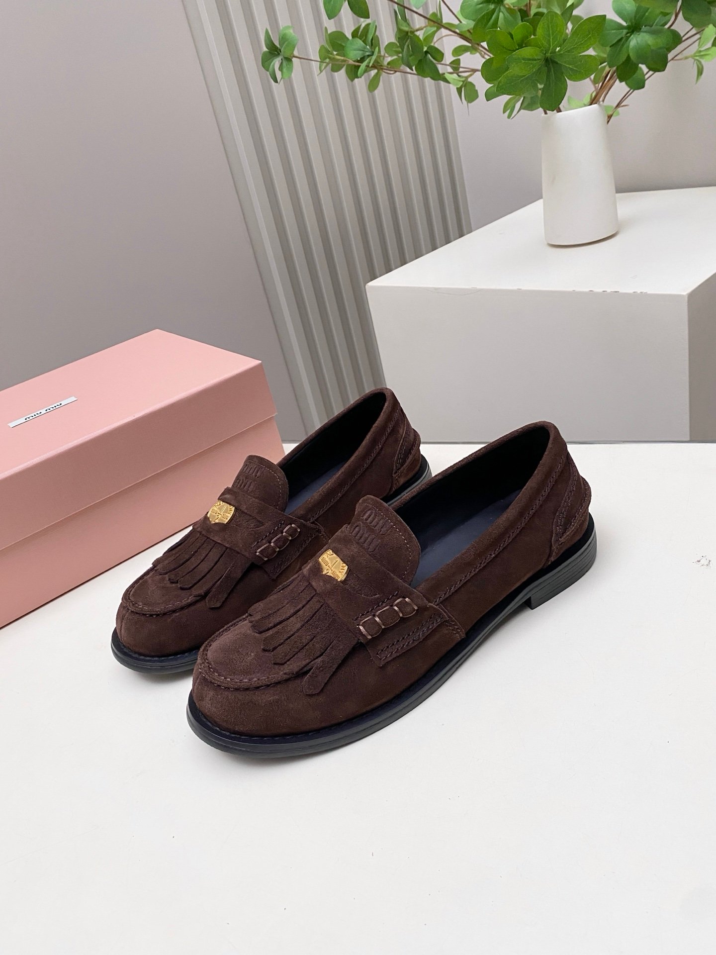 MIUMIU