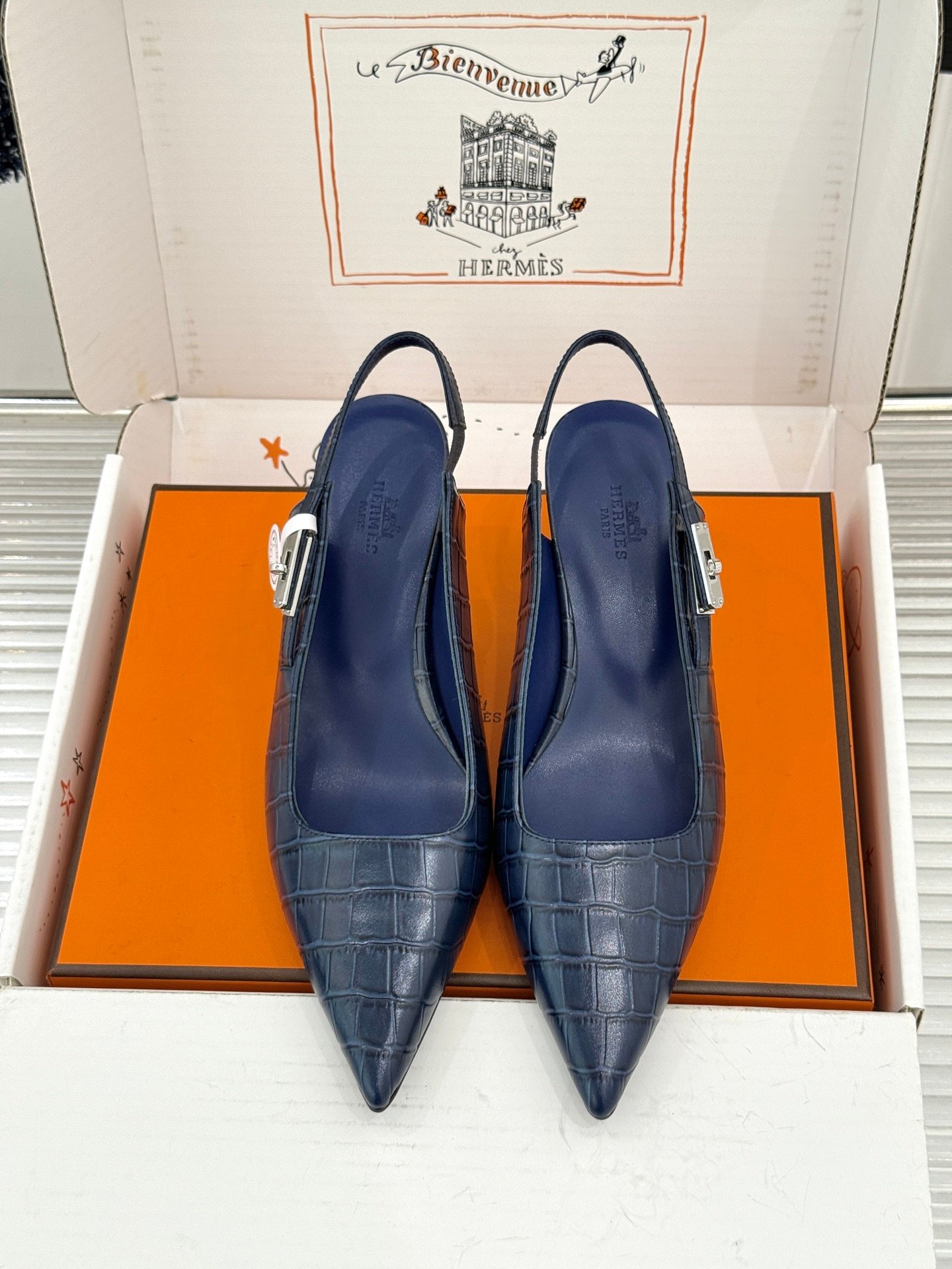 HERMES