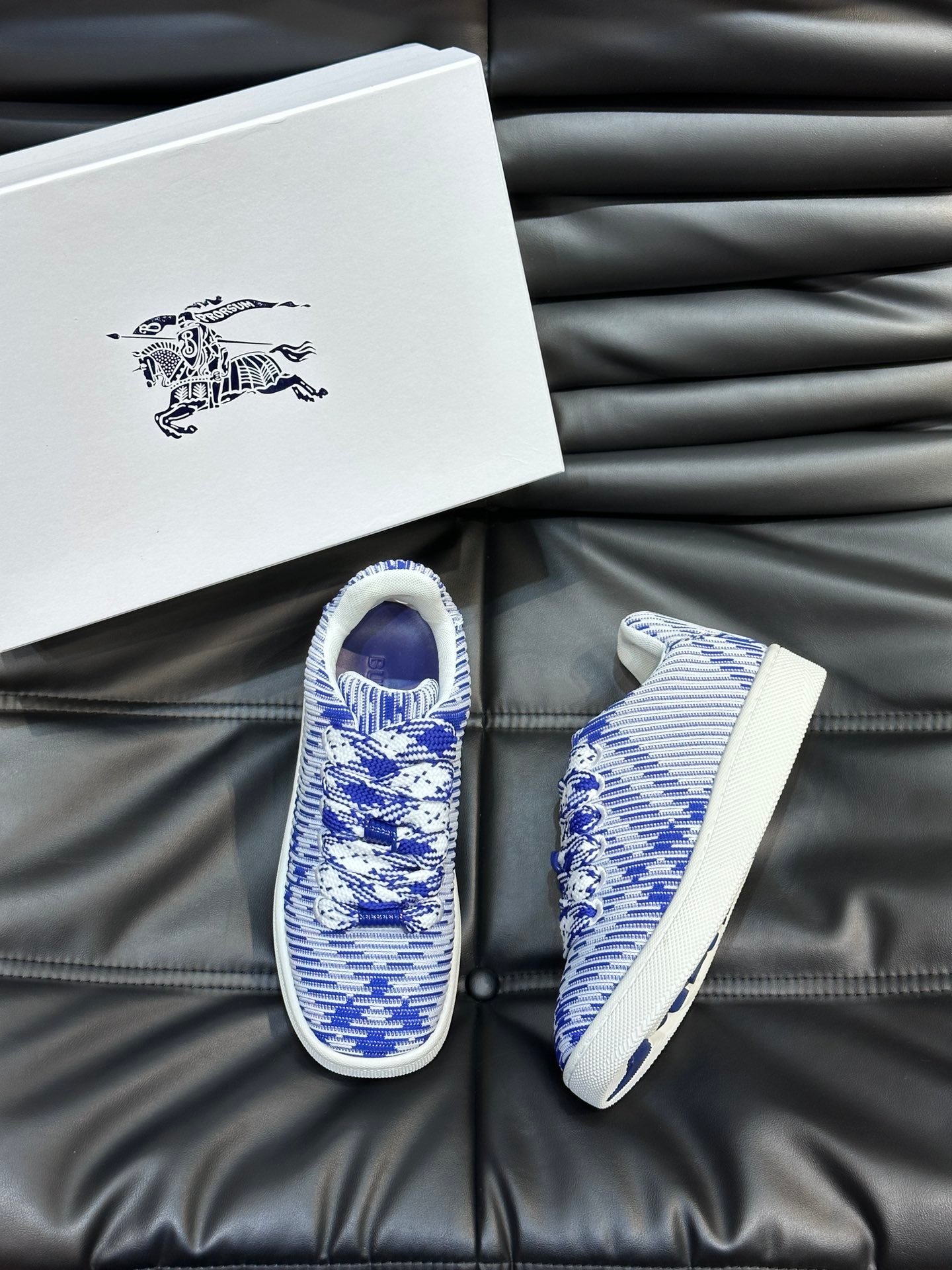BURBERRY `