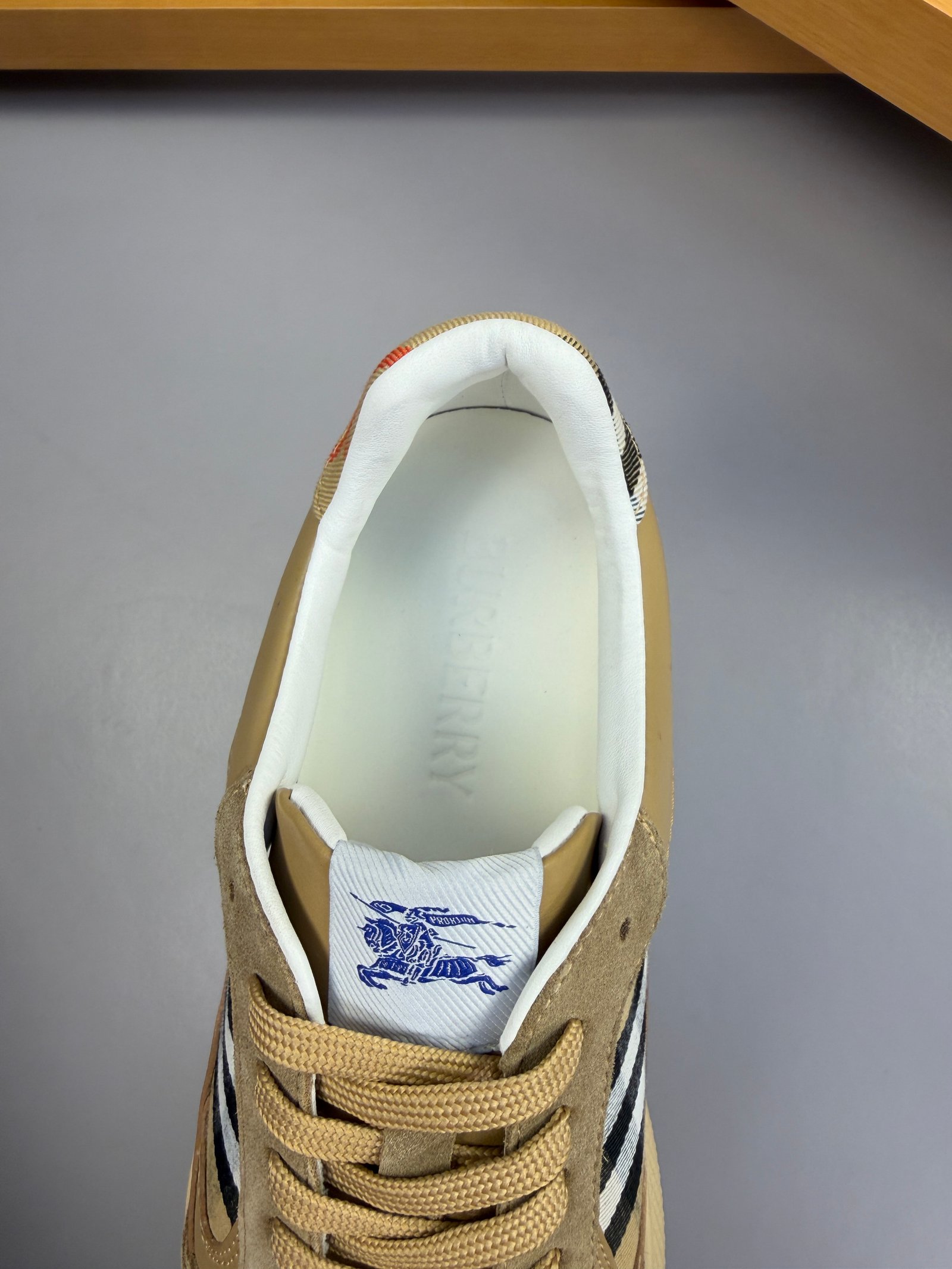 BURBERRY