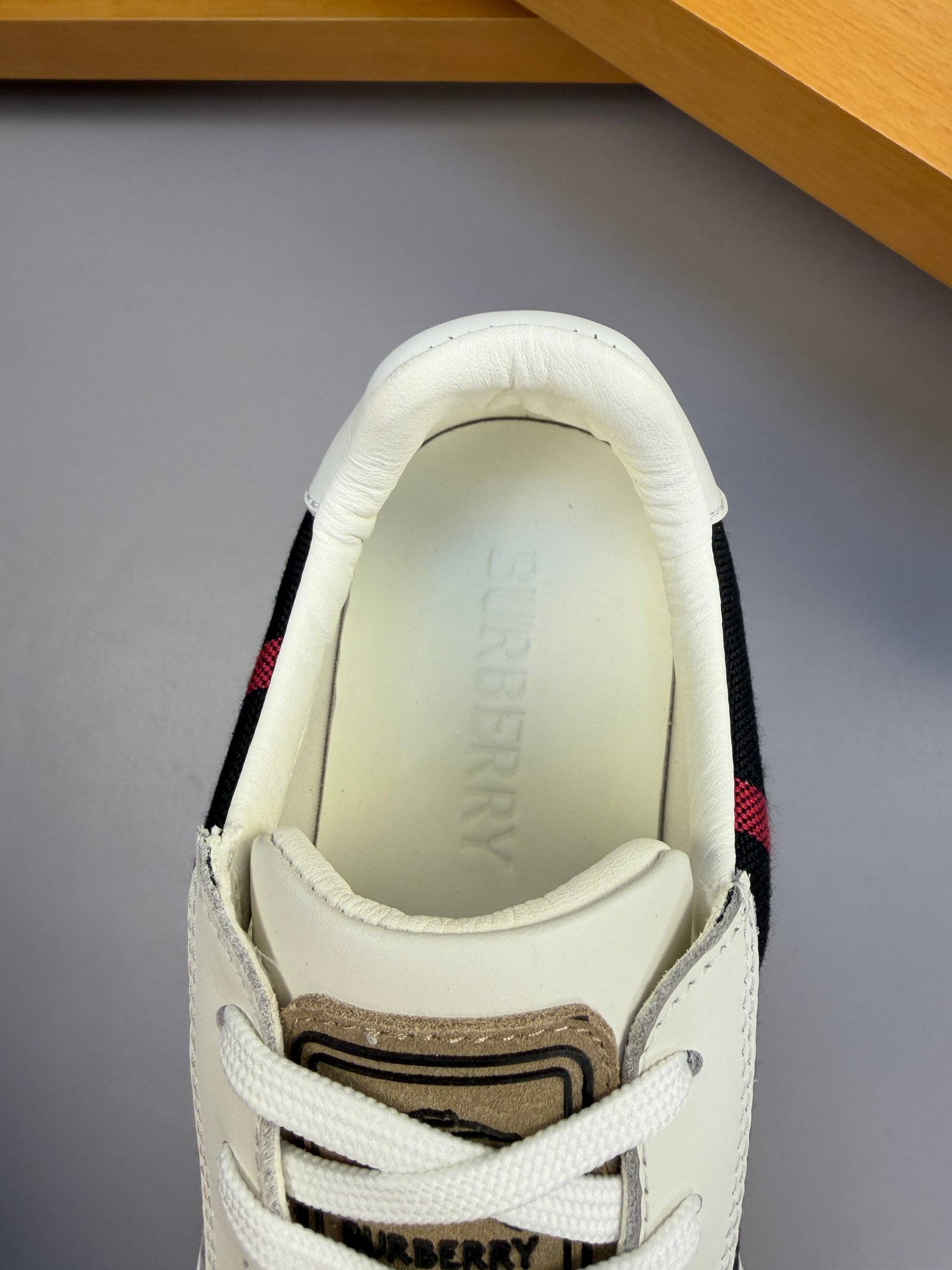 BURBERRY