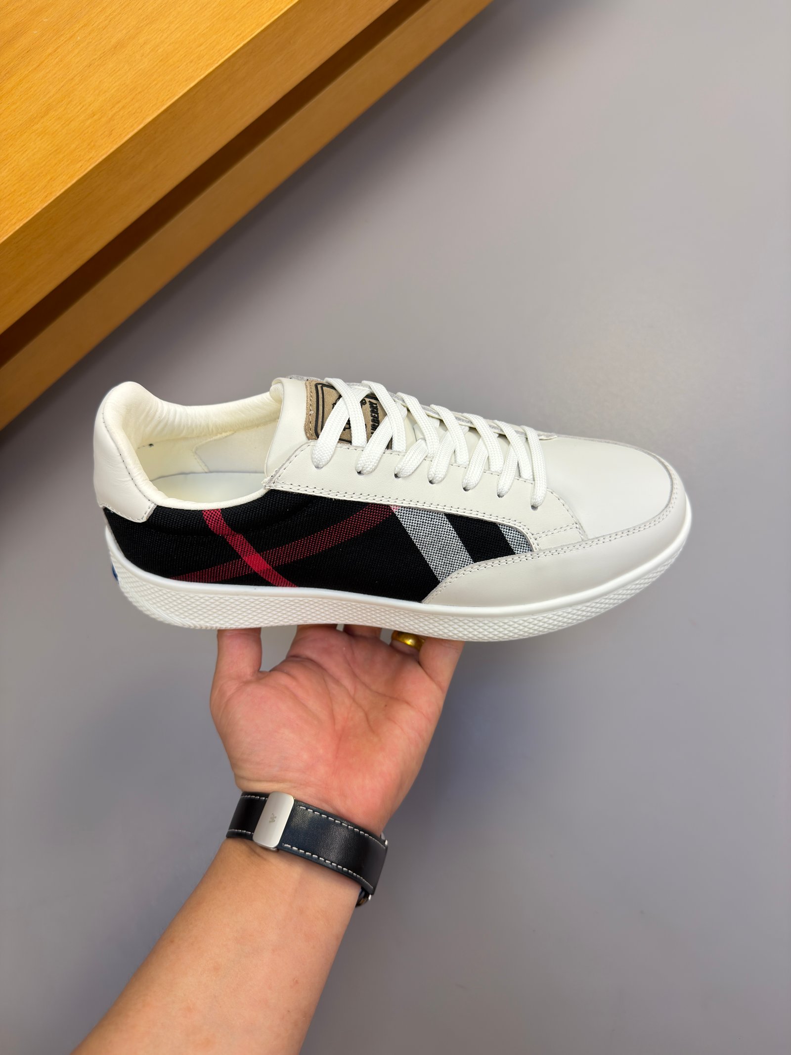 BURBERRY