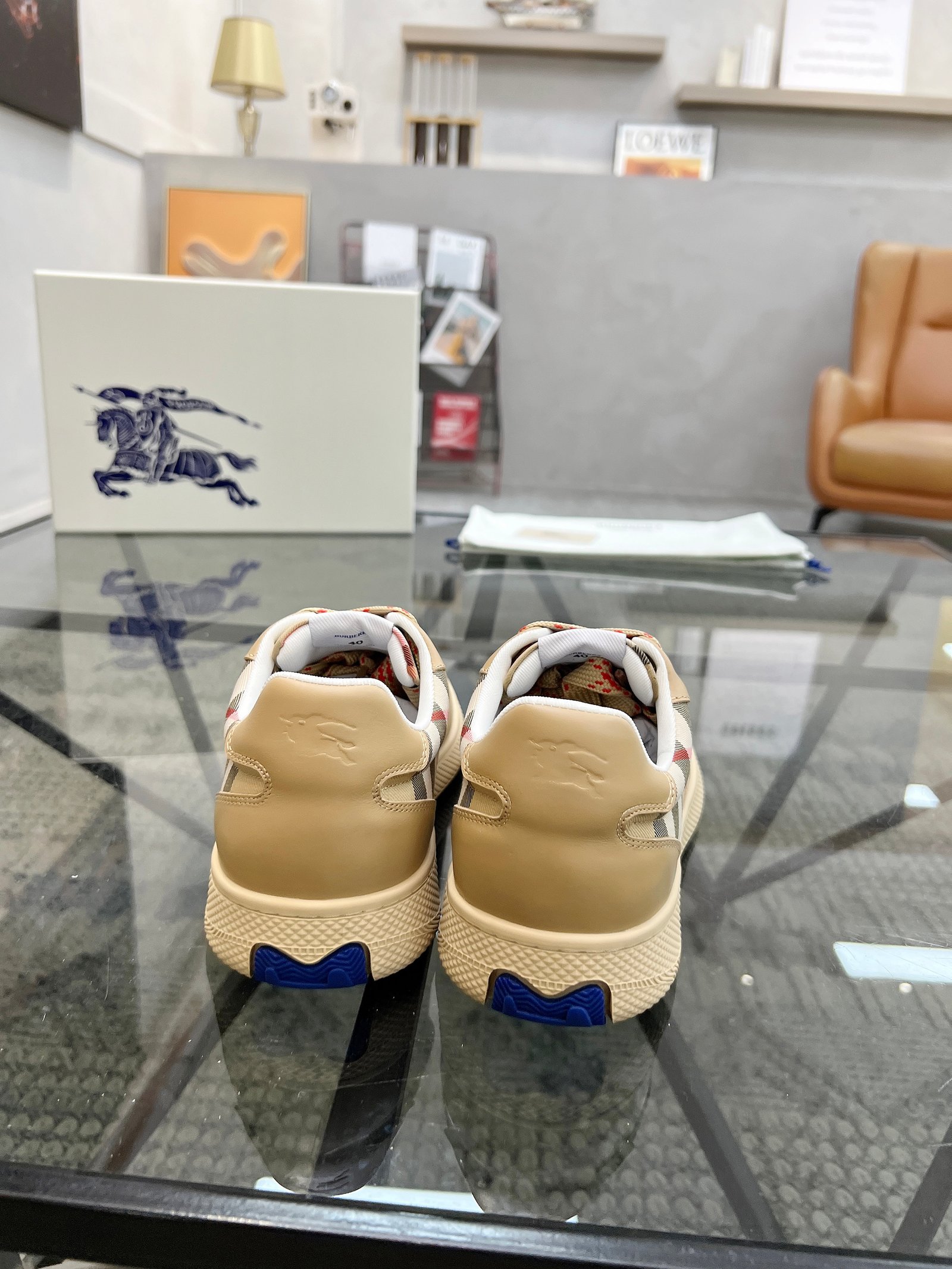 BURBERRY