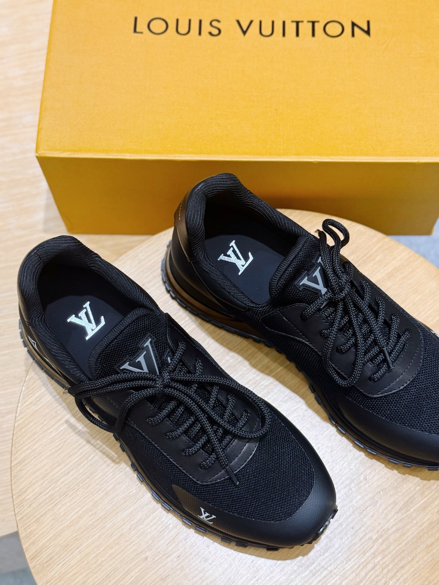 lv