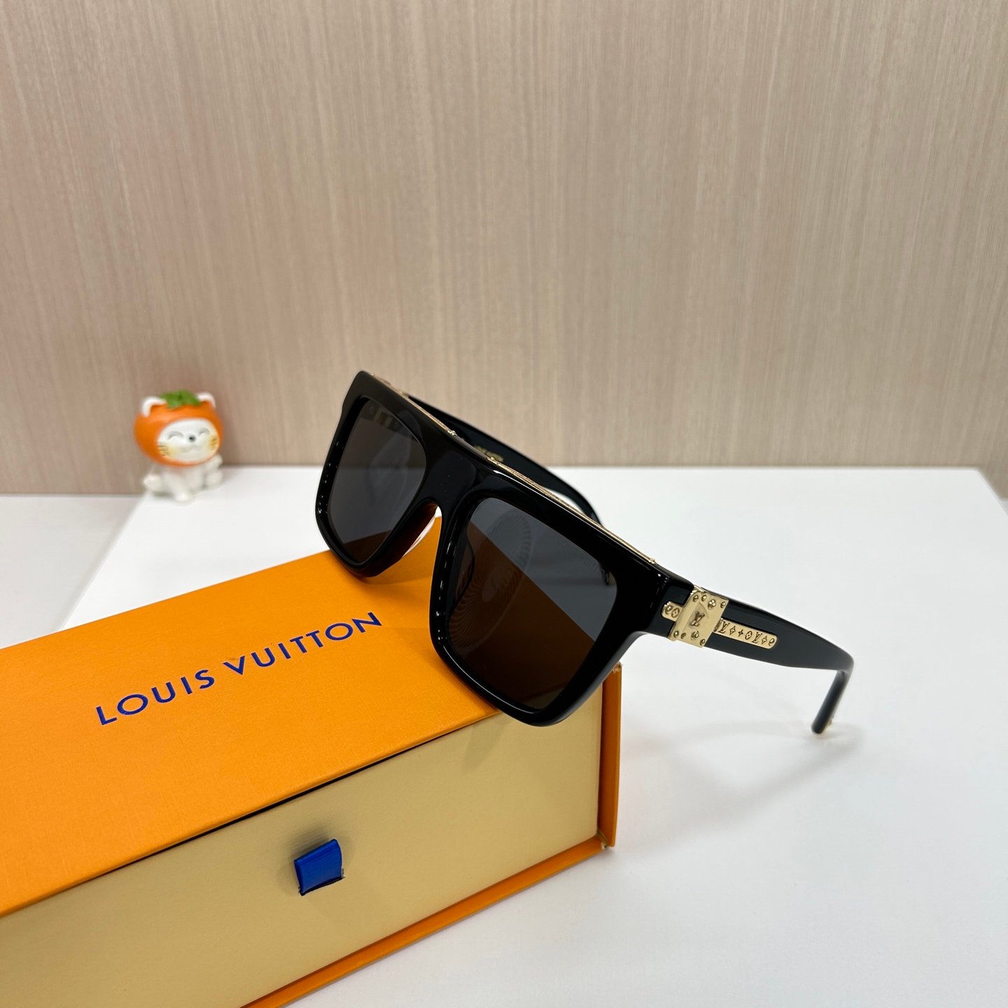 LV