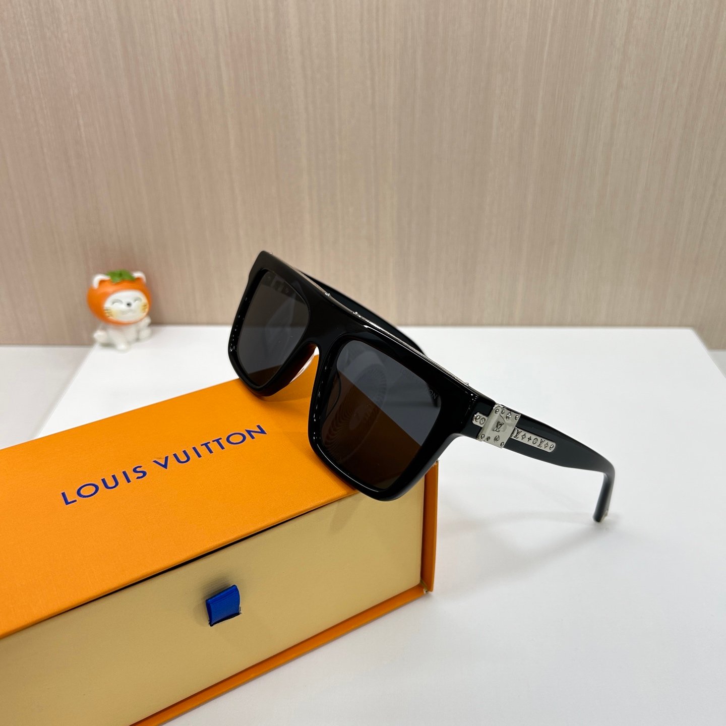 LV