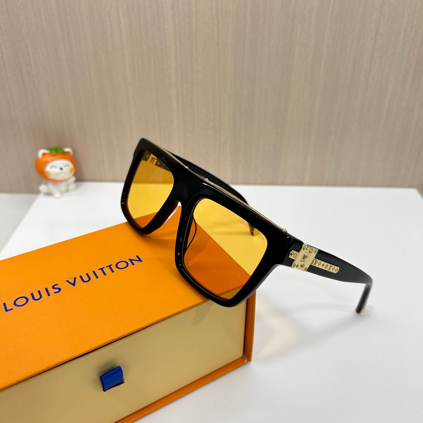 LV