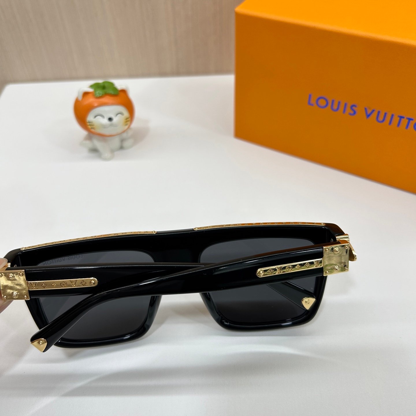 LV