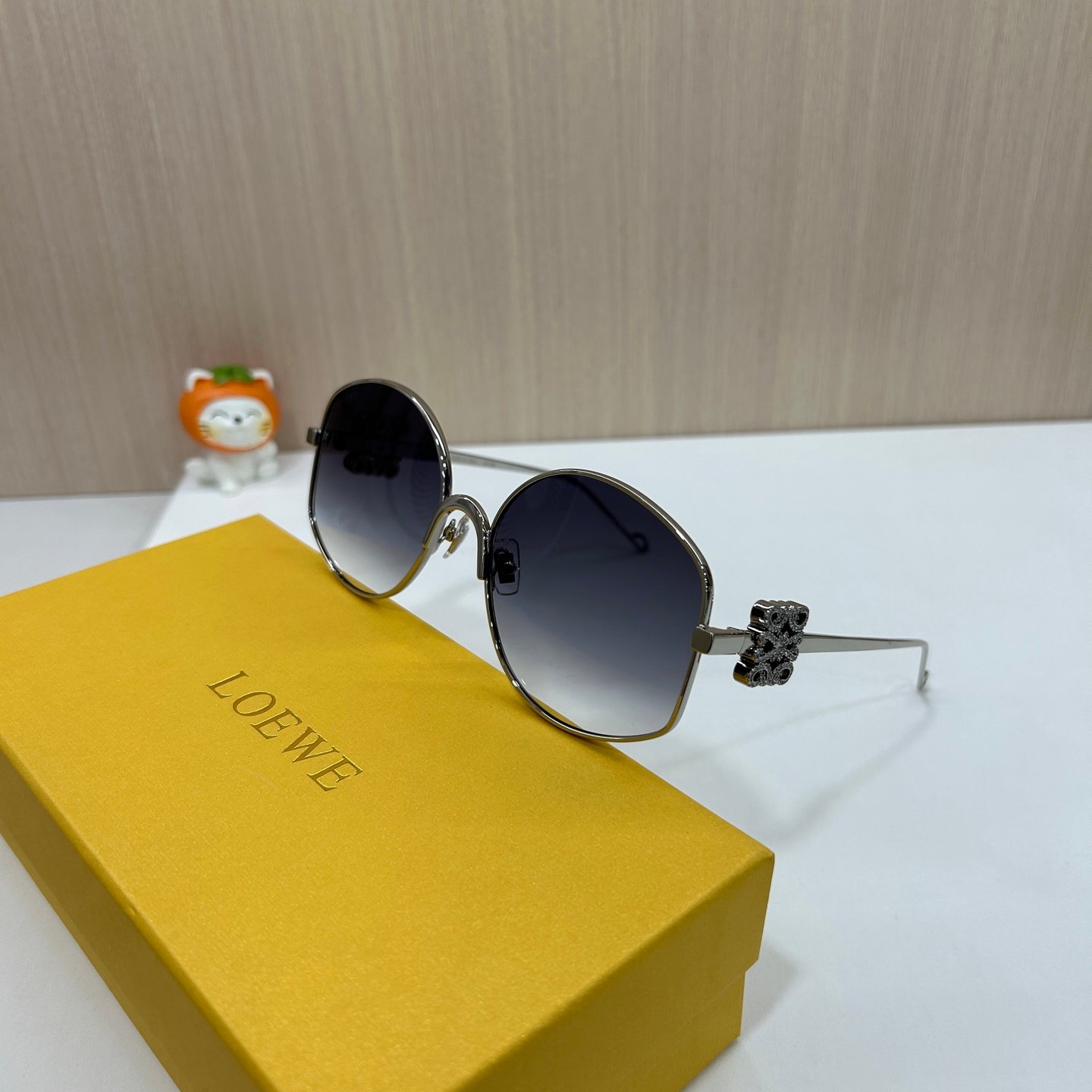 LOEWE