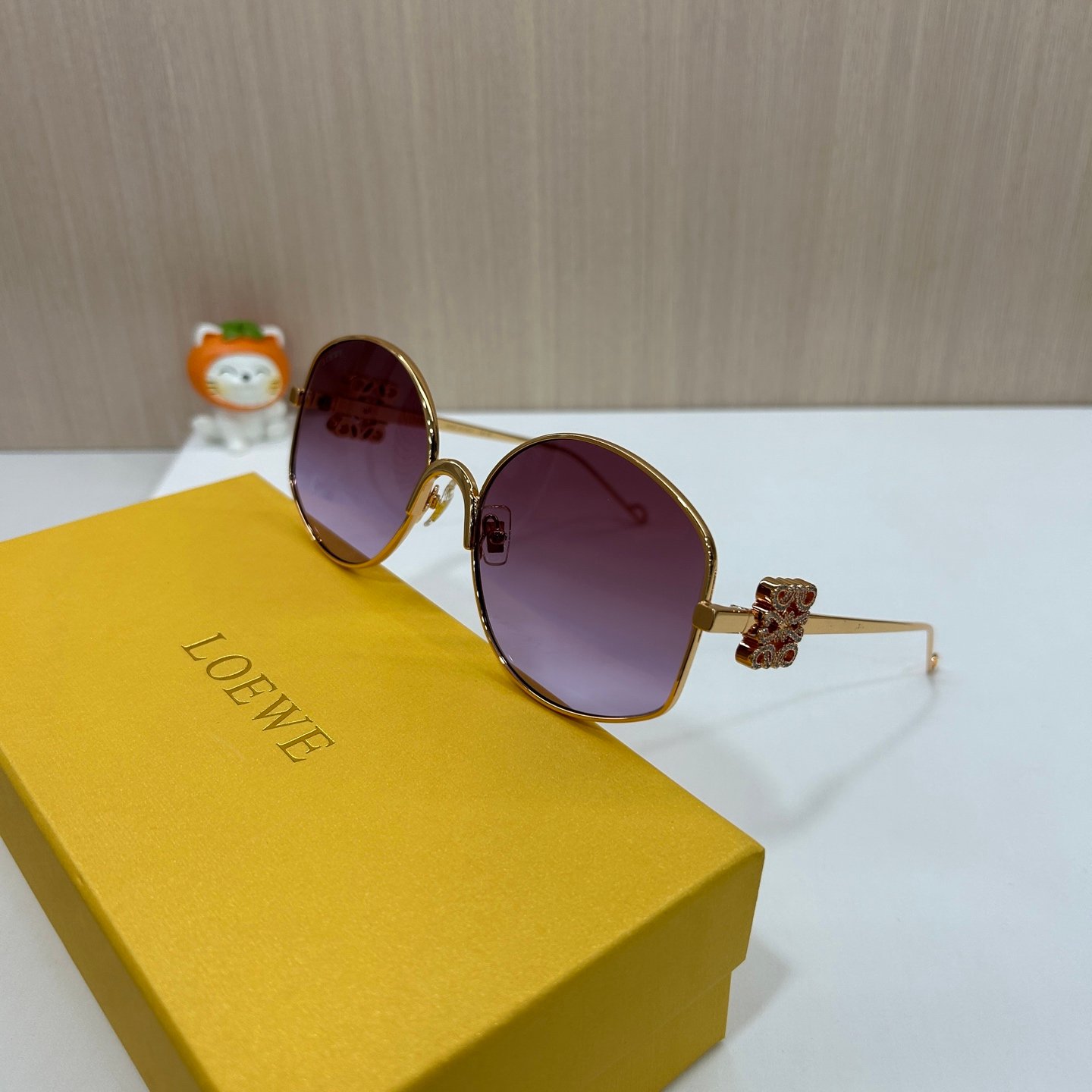 LOEWE