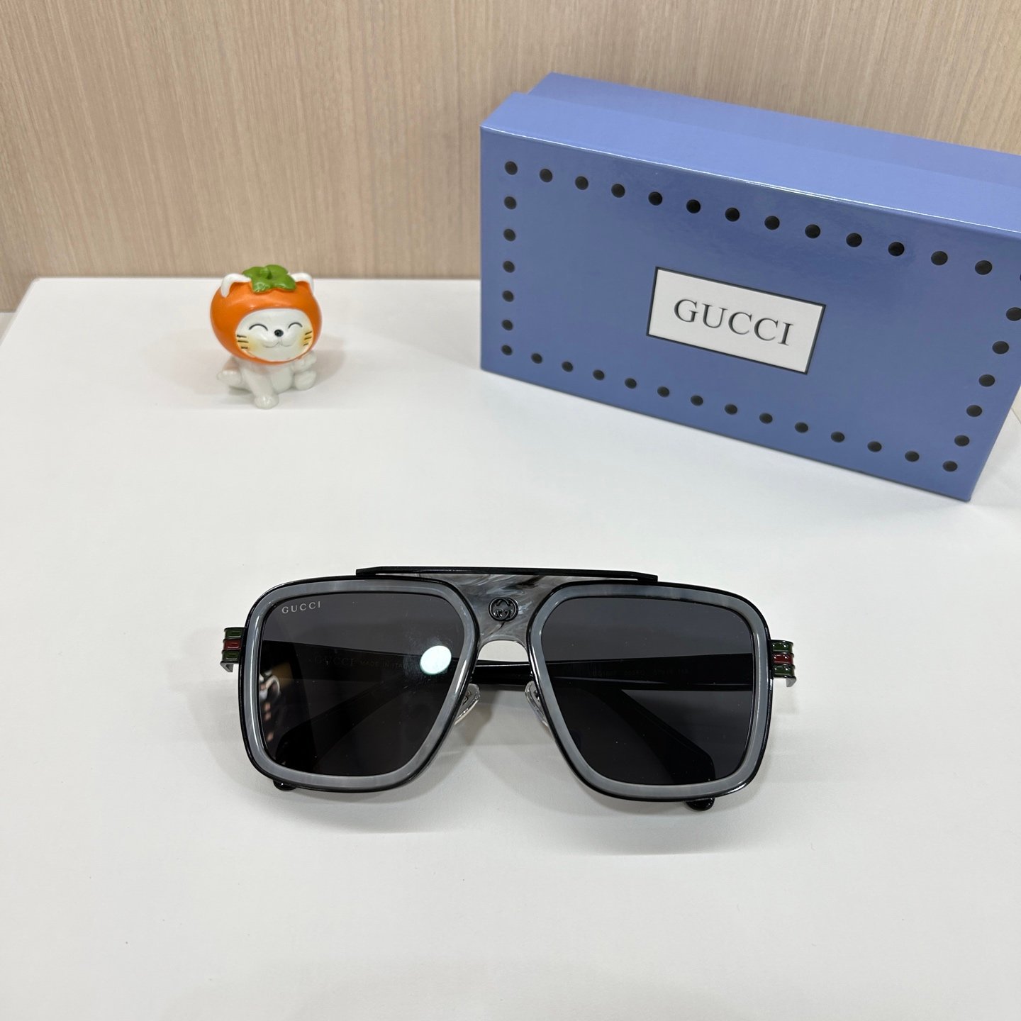 GUCCI