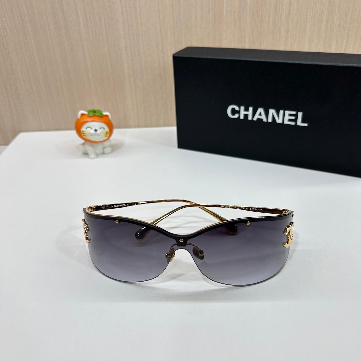 CHANEL