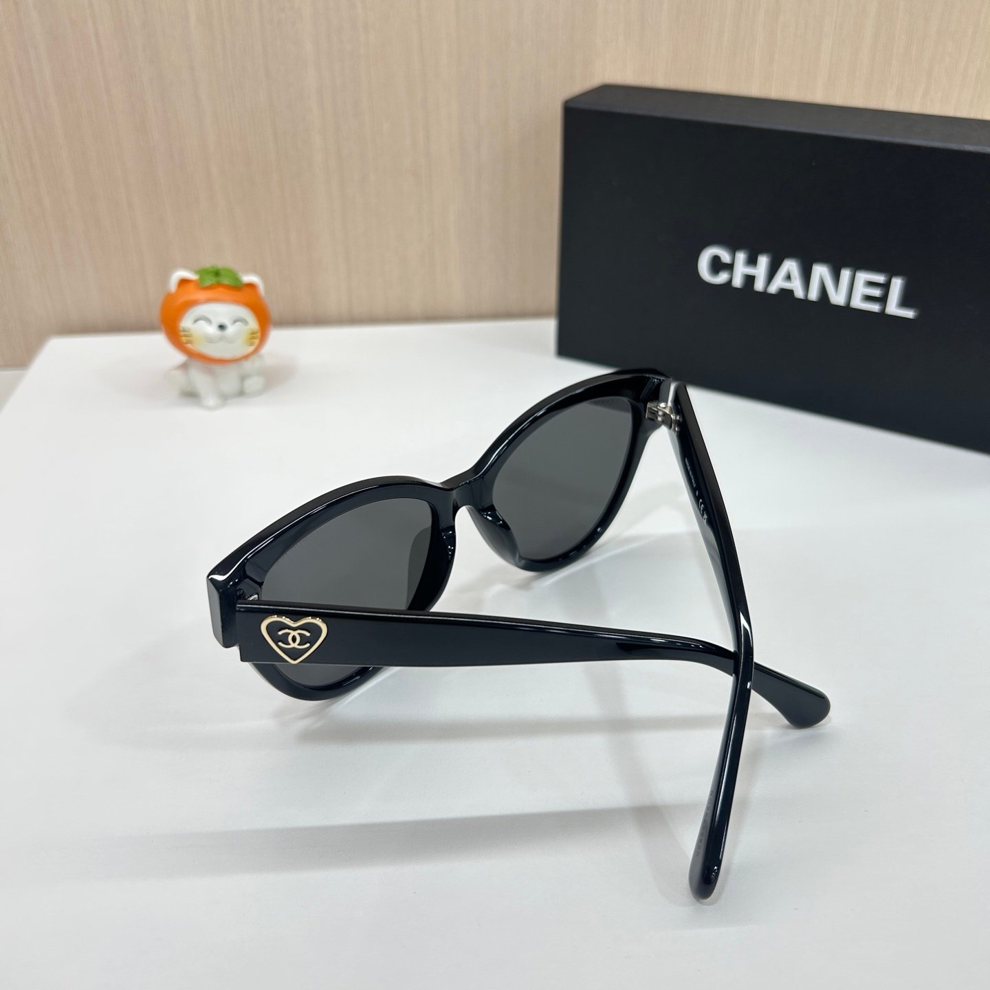 CHANEL