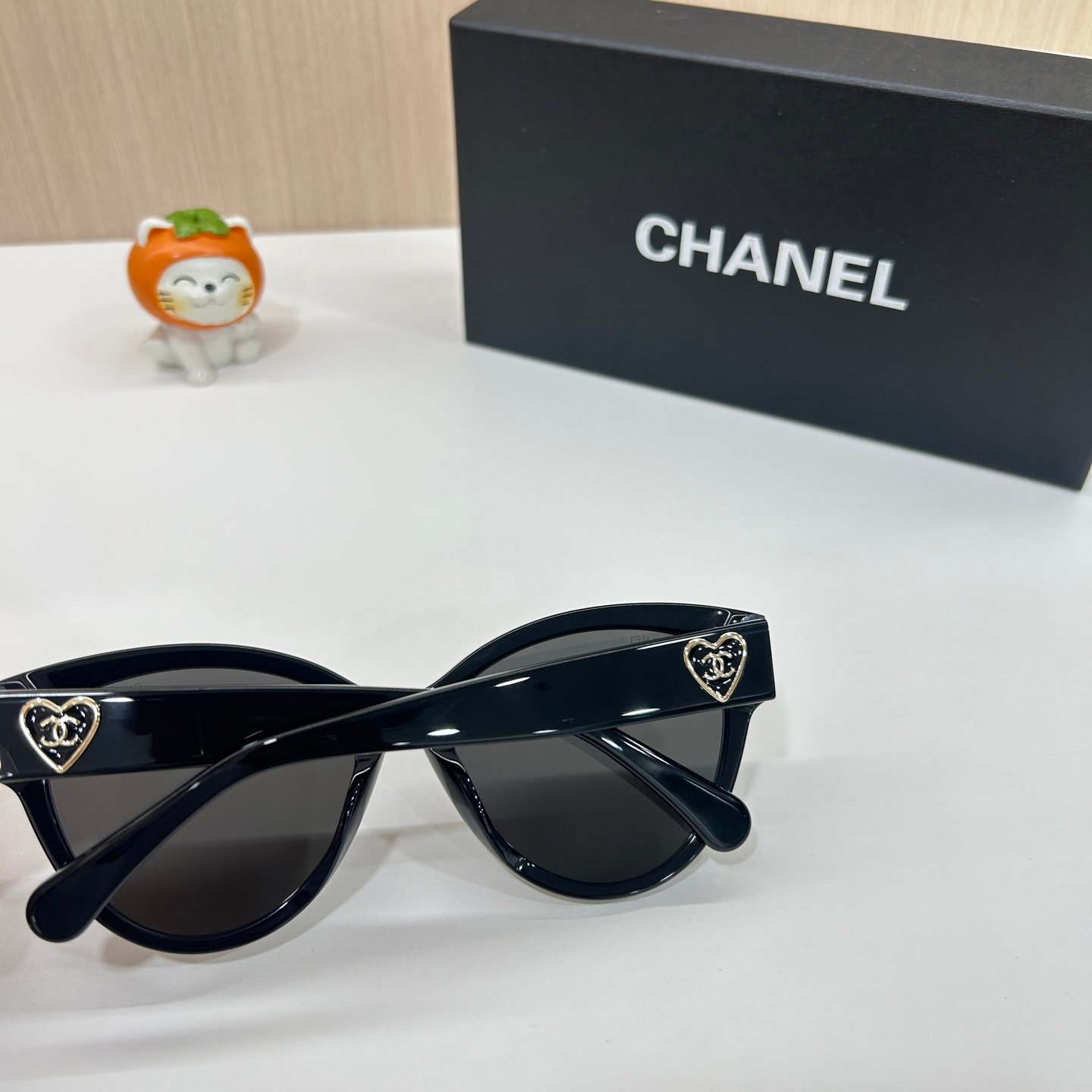 CHANEL