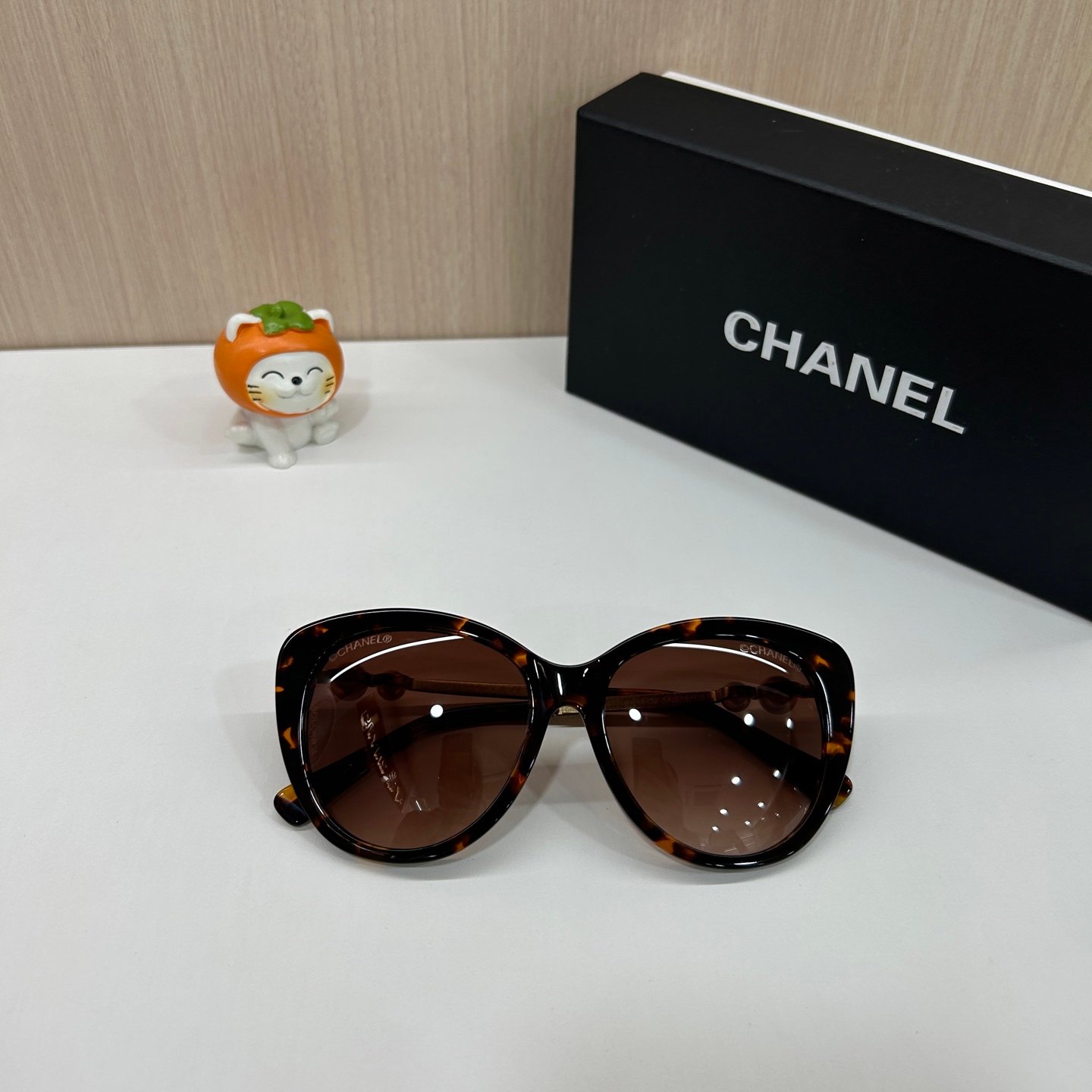 CHANEL