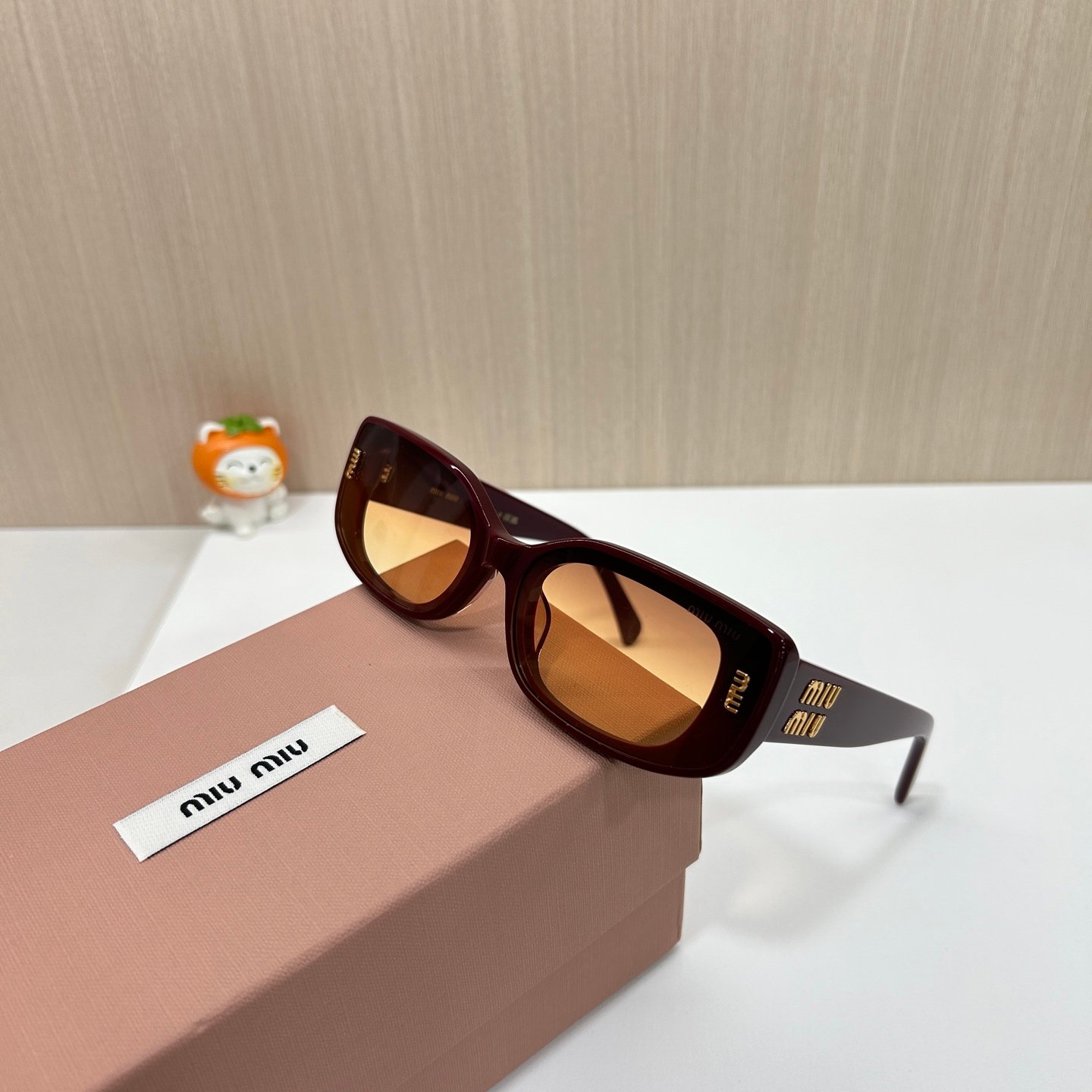 MIUMIU