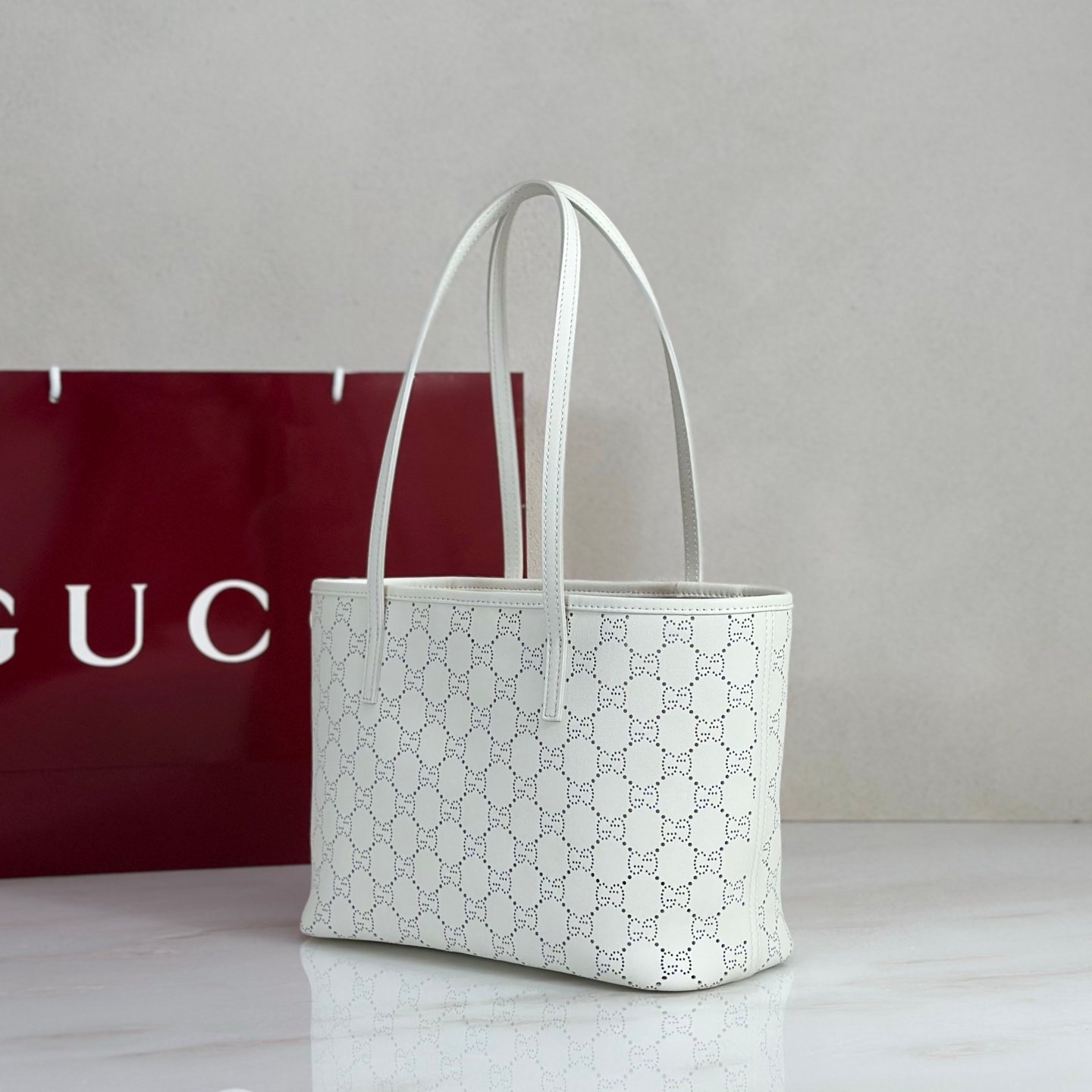GUCCI
