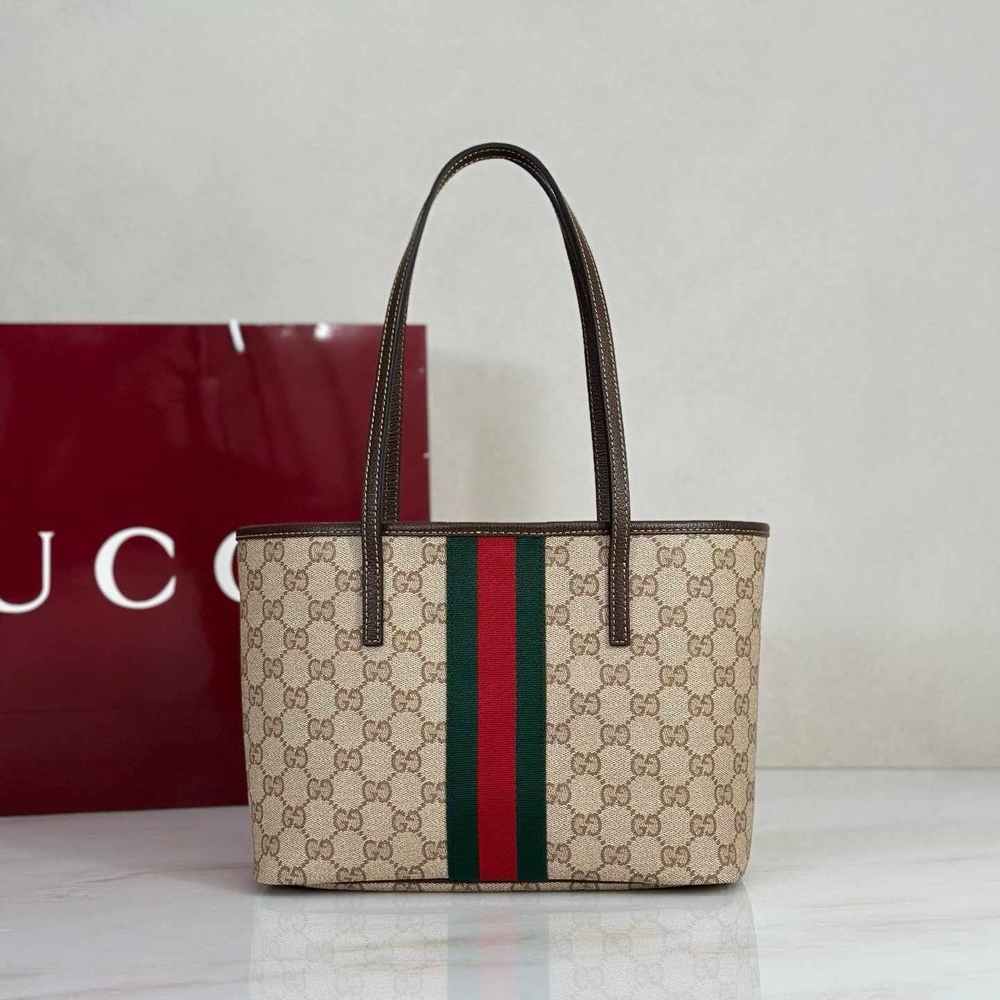 GUCCI