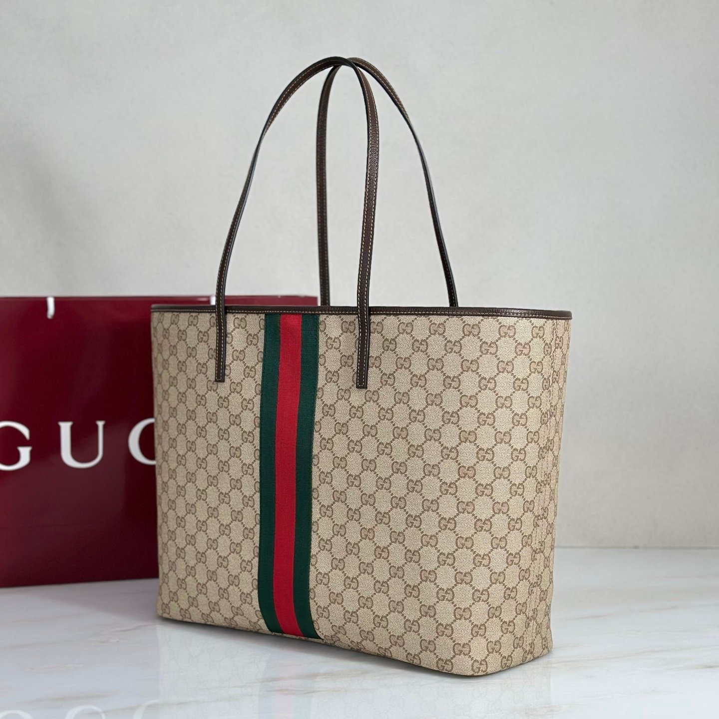 GUCCI