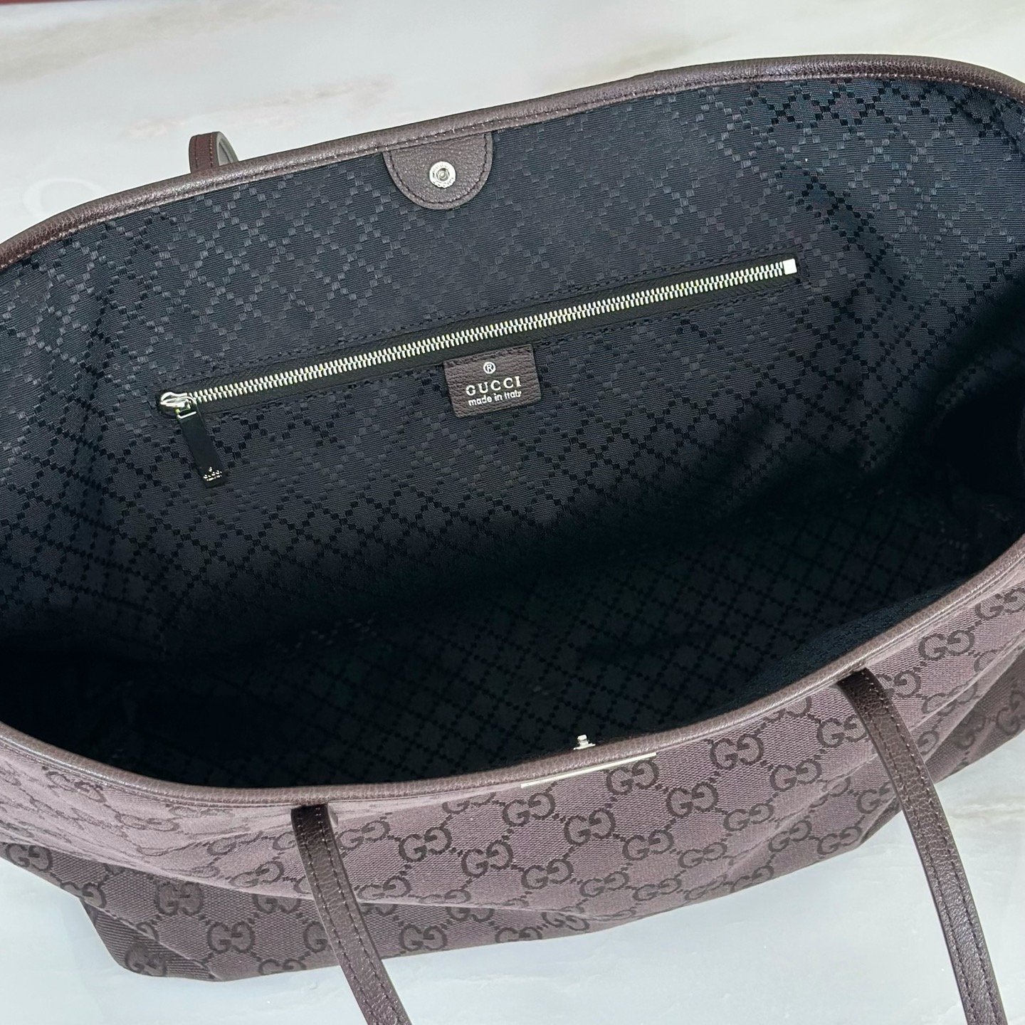 GUCCI