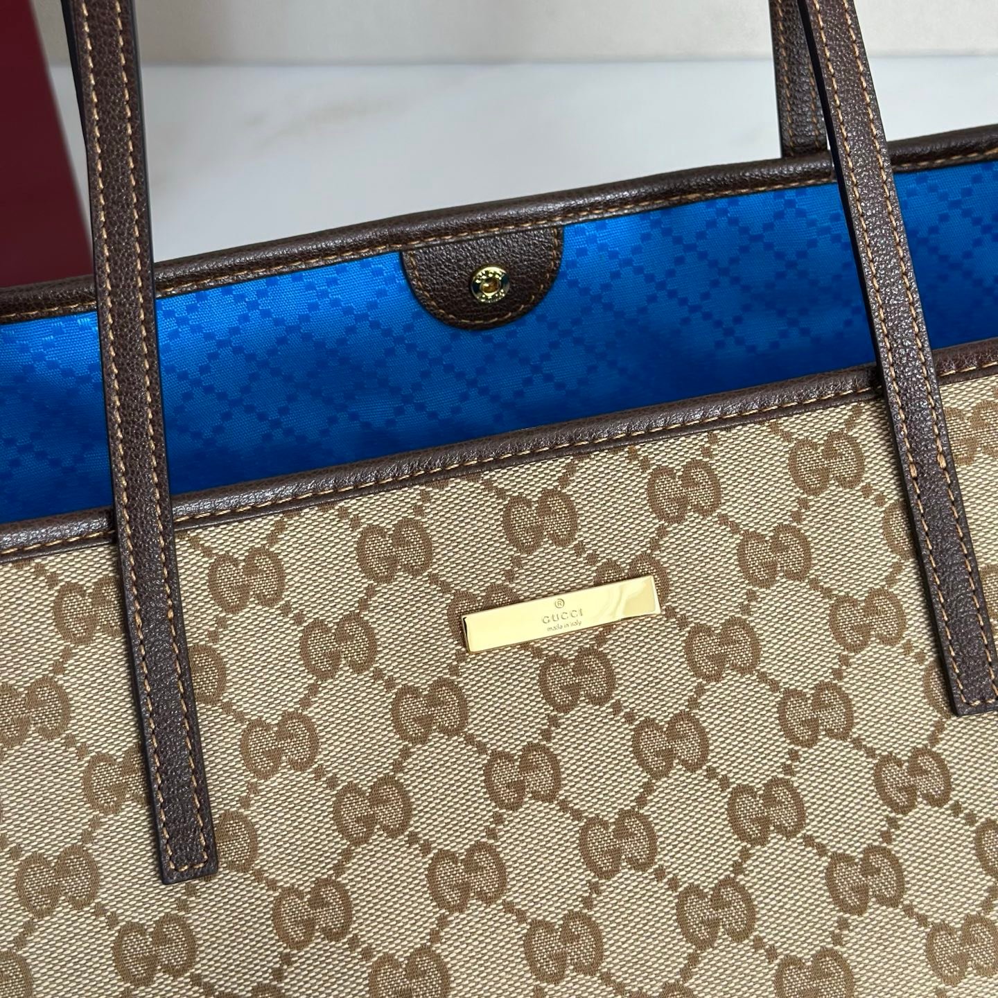 GUCCI