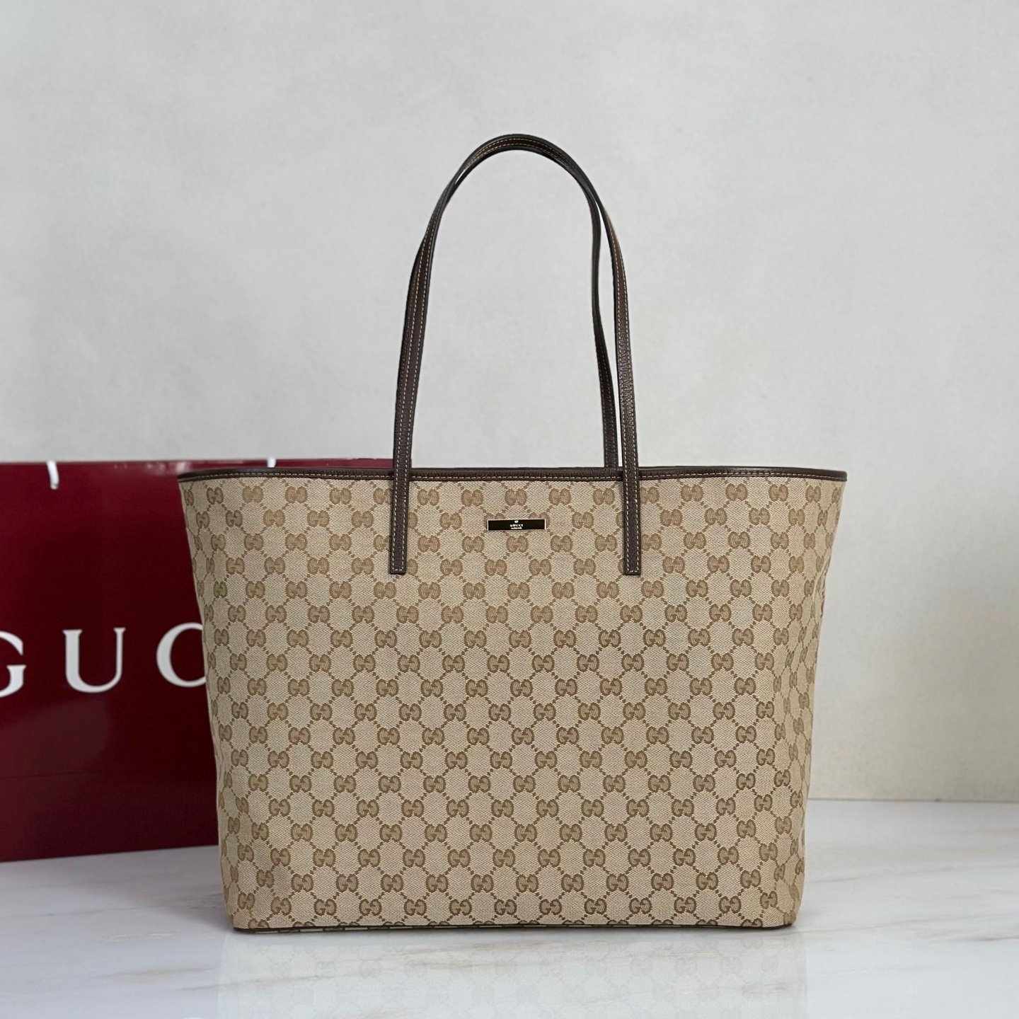 GUCCI