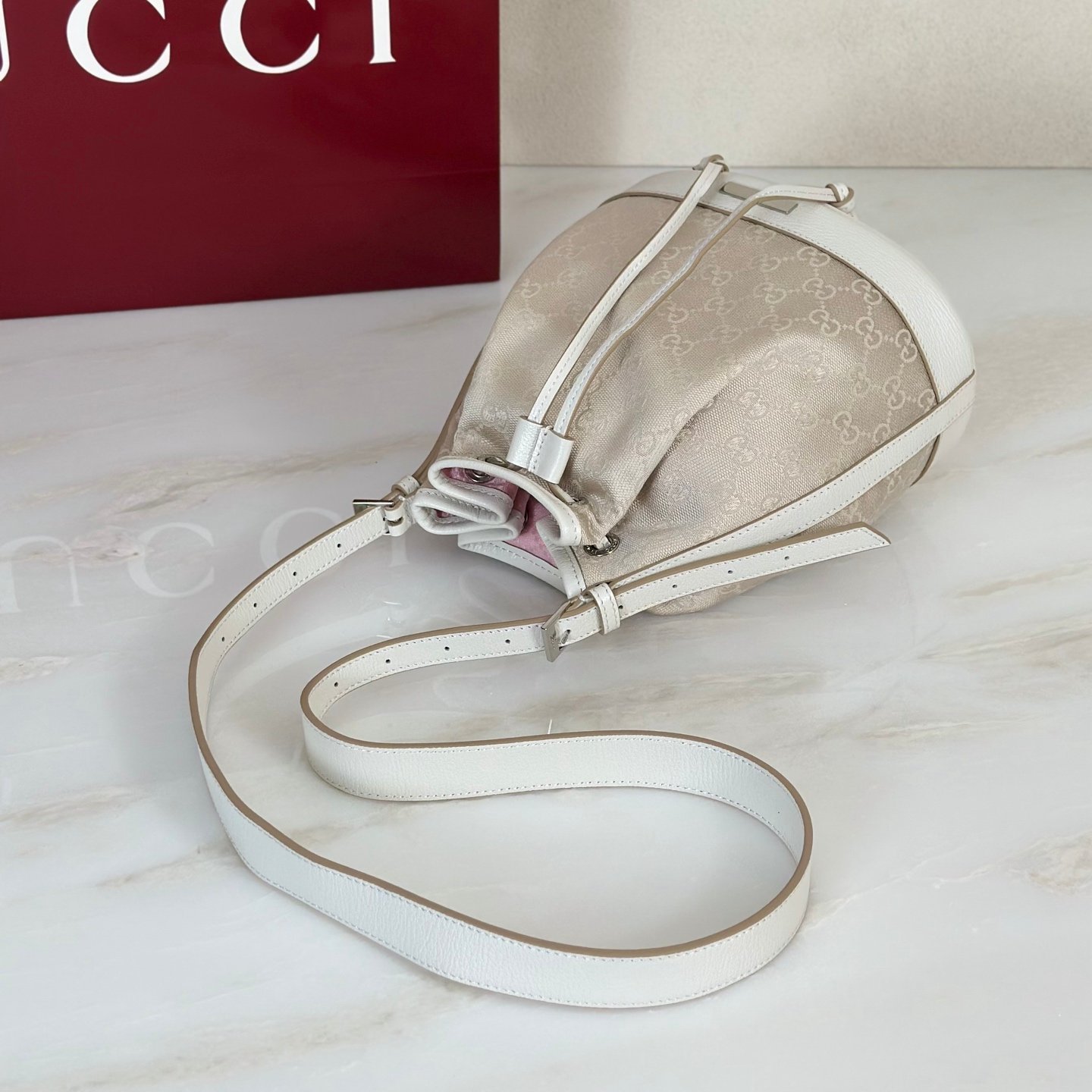 GUCCI
