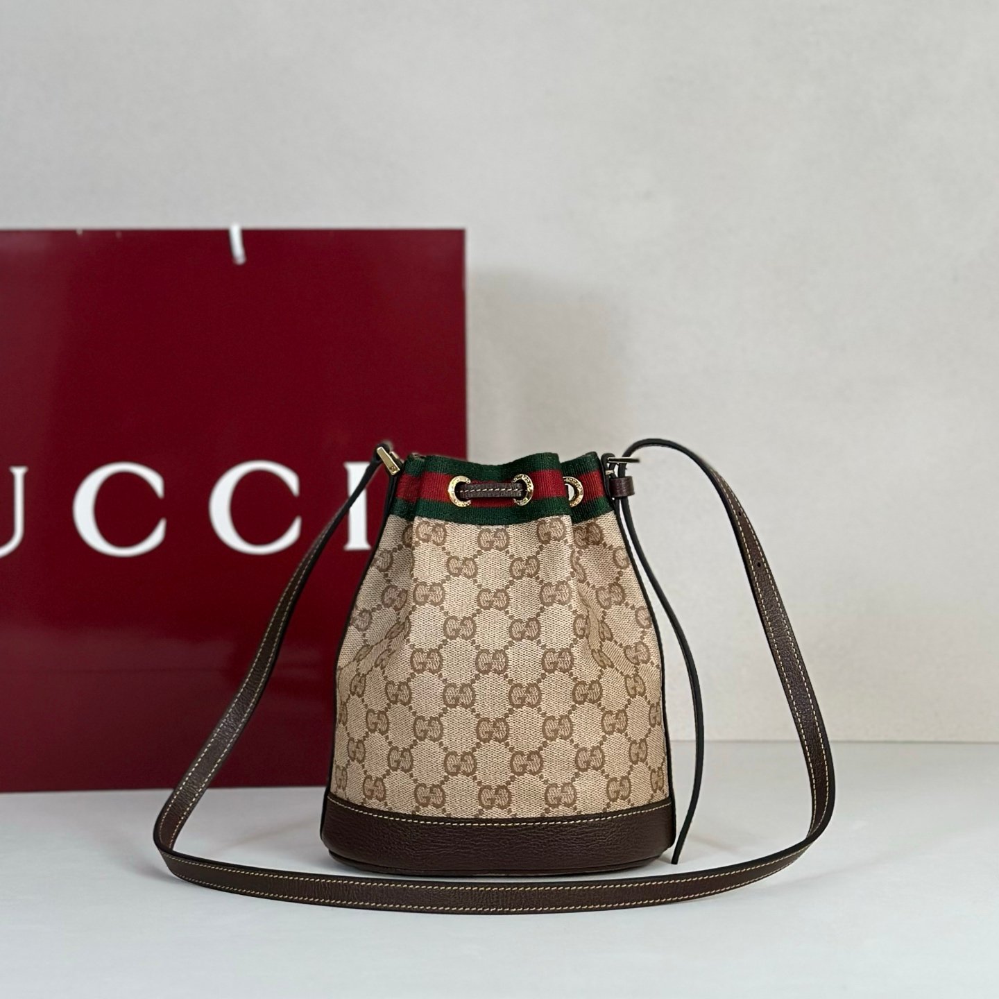 GUCCI