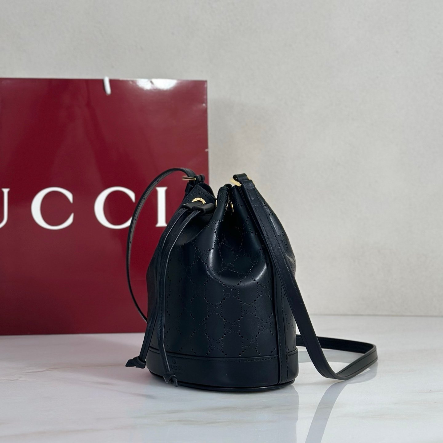 GUCCI