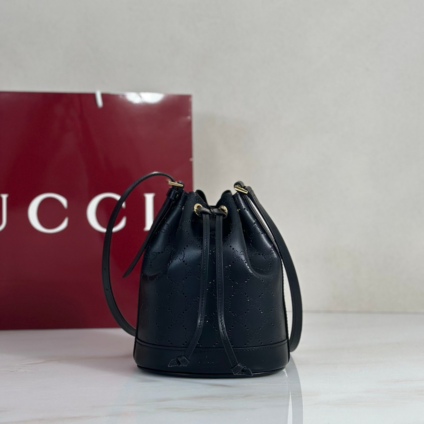 GUCCI