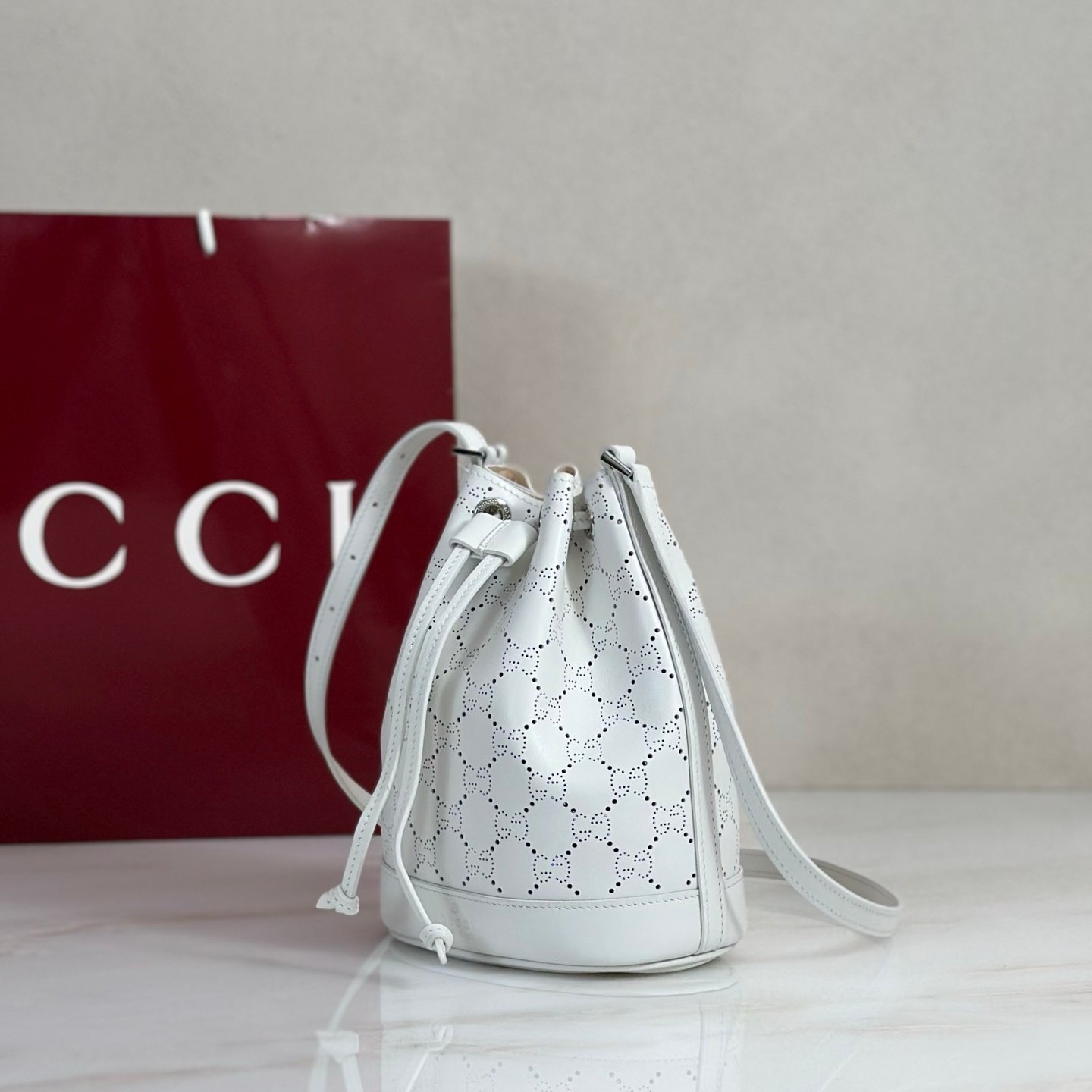 GUCCI