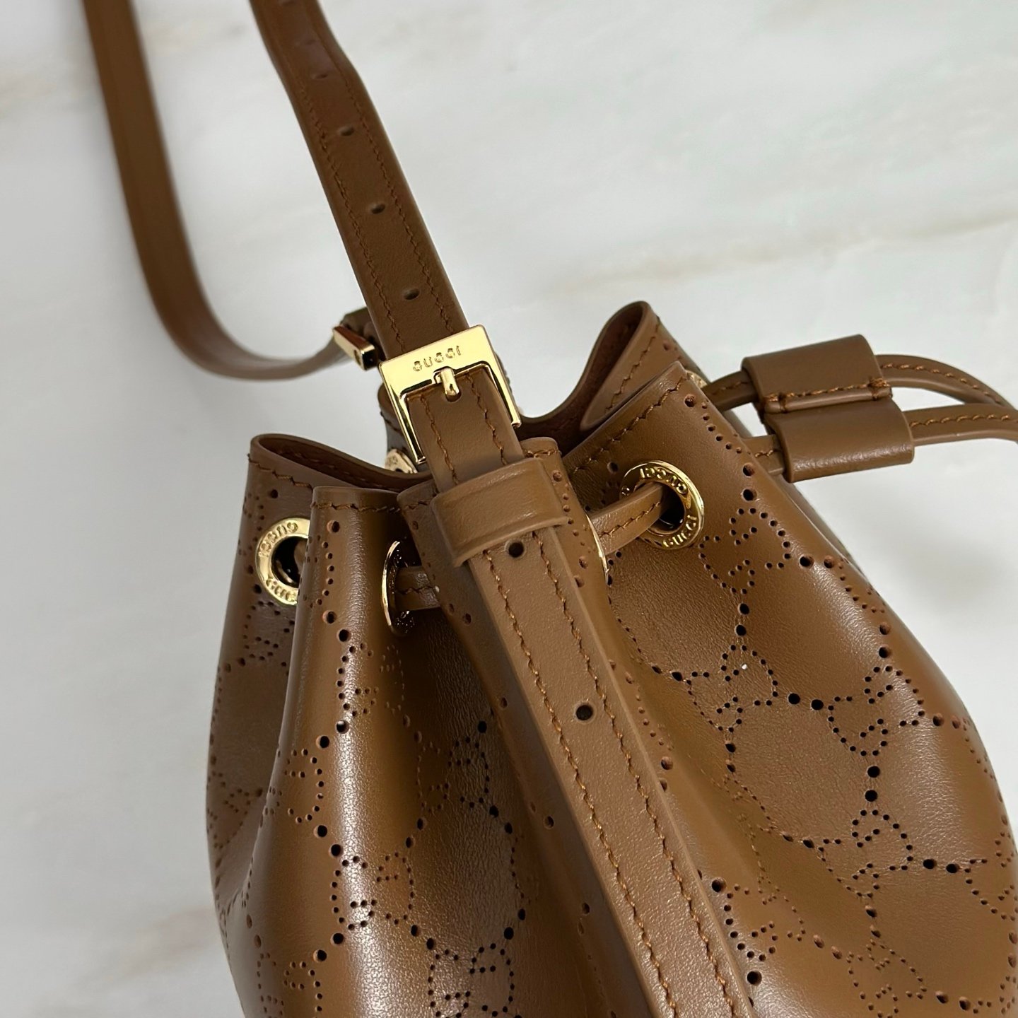 GUCCI